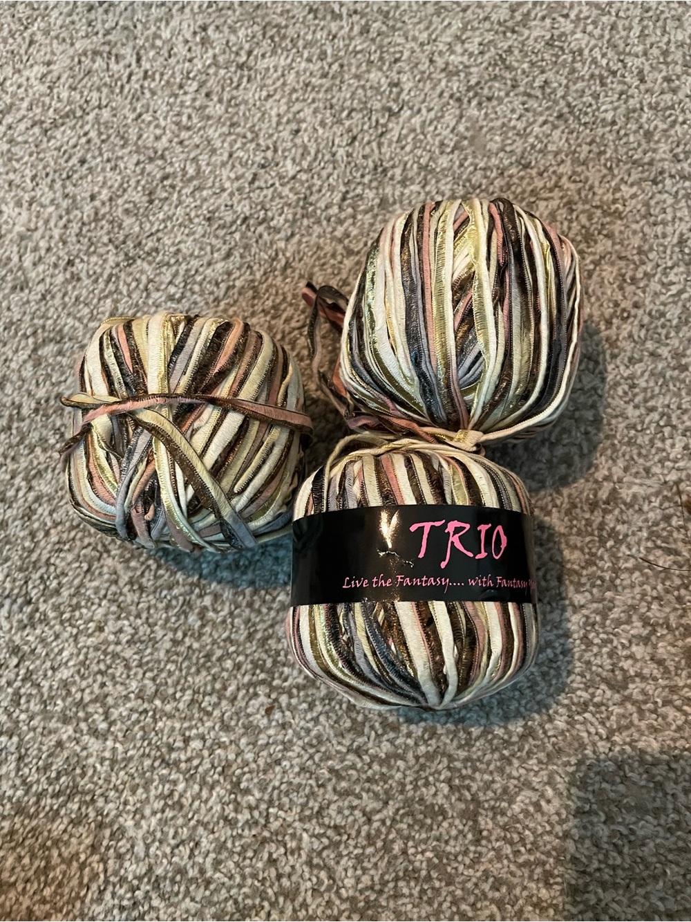 TRIO Multicolor Ribbon Yarn - Cream, Gold, Pink, Gray